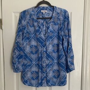 Kim Rogers Blue and White Women's Blouse